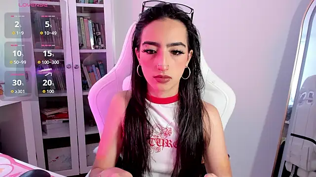 Snapshot of AgathaBlair chatting on June 2026 12:30:01 PM AgathaBlair online show from June 2026 12:30:01 PM