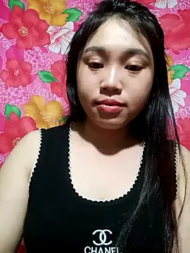 Snapshot of _YouAreMySunShine_ chatting on May 2026 02:58:01 PM YouAreMySunShine online show from May 2026 02:58:01 PM