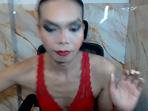 Serenamarqueza online show from June 2026 05:25:01 PM