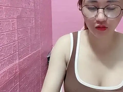 Snapshot of Hori873 chatting on May 2026 03:54:01 PM Hori873 online show from May 2026 03:54:01 PM