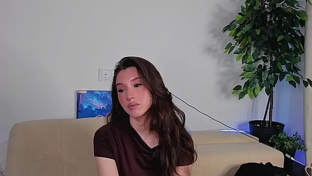 MiaOtar online show from May 2026 05:04:02 AM