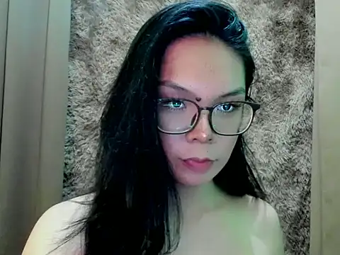 Snapshot of mamacitttaa chatting on July 2026 07:33:02 AM mamacitttaa online show from July 2026 07:33:02 AM