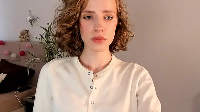 Snapshot of imogensy chatting on May 2026 02:14:01 PM imogensy online show from May 2026 02:14:01 PM