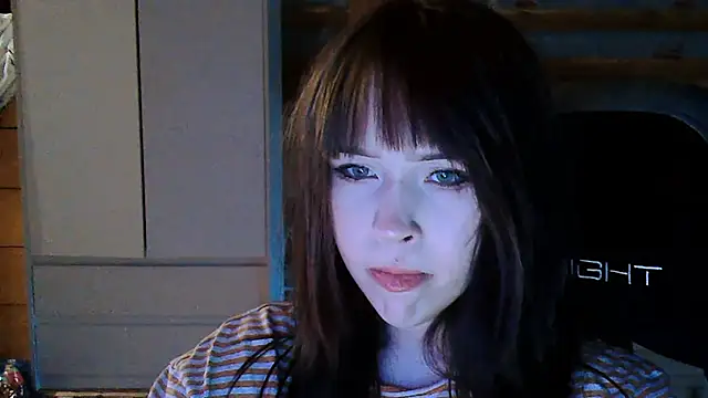 Snapshot of NoirEva chatting on May 2026 05:29:02 PM NoirEva online show from May 2026 05:29:02 PM