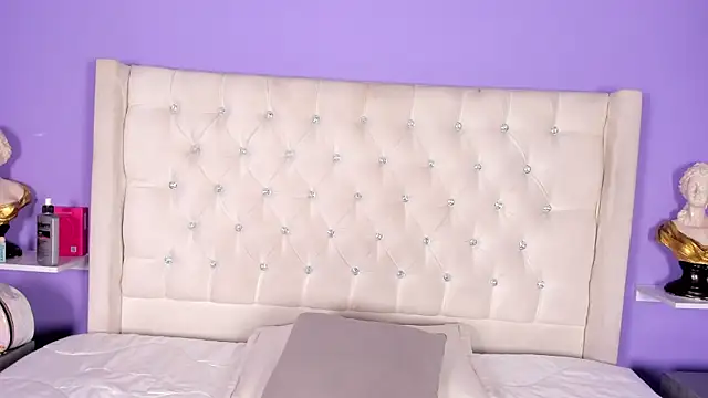 Snapshot of candy_queens_ chatting on June 2026 10:43:01 AM candy queens online show from June 2026 10:43:01 AM