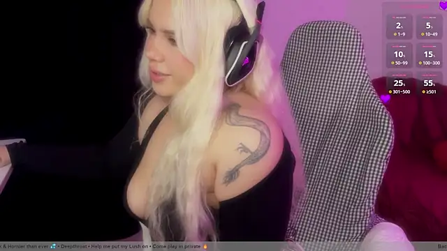 NinnaVoss online show from July 2026 06:49:02 AM