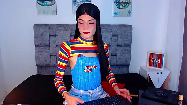 Realbadbxtch  online show from May 2026 07:53:02 PM