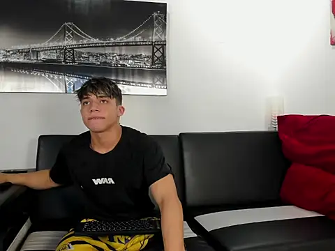 Snapshot of rocco_gym chatting on June 2026 08:03:01 PM rocco gym online show from June 2026 08:03:01 PM