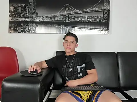 Snapshot of rocco_gym chatting on June 2026 07:36:02 PM rocco gym online show from June 2026 07:36:02 PM