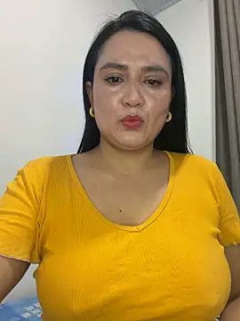 Snapshot of rousee69_ chatting on May 2026 12:07:01 AM rousee69 online show from May 2026 12:07:01 AM