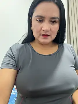 Snapshot of rousee69_ chatting on May 2026 11:02:01 PM rousee69 online show from May 2026 11:02:01 PM