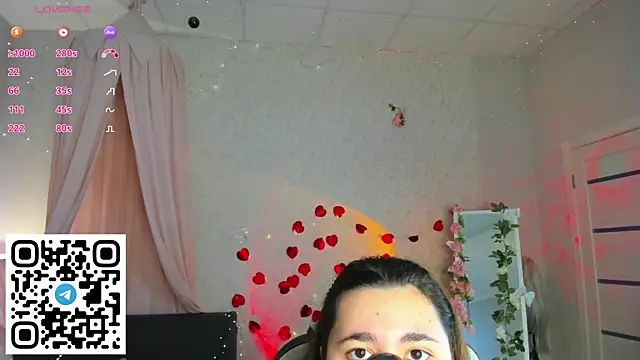 Snapshot of Ayleen_Gece chatting on June 2026 03:15:02 AM Ayleen Gece online show from June 2026 03:15:02 AM