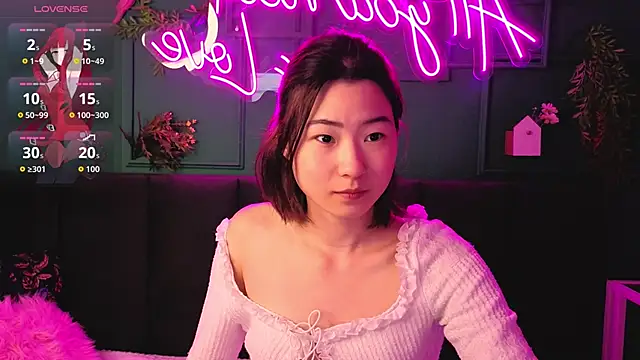 Snapshot of Runi_Asian chatting on June 2026 01:01:02 AM Runi Asian online show from June 2026 01:01:02 AM