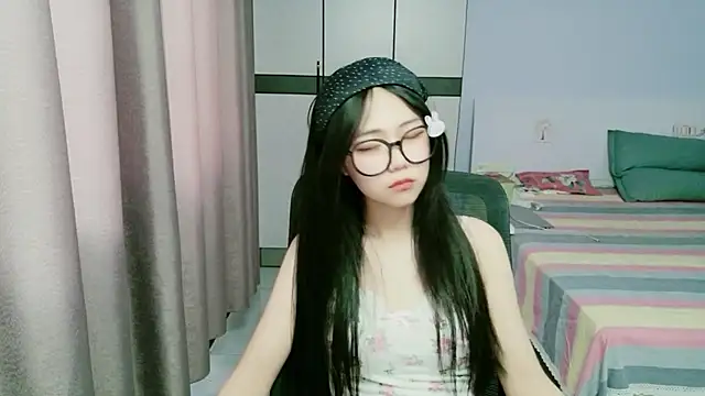 xiaoxiaoyu030 online show from June 2026 08:17:02 AM