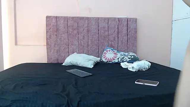 gissel and fabi online show from June 2026 05:59:02 PM