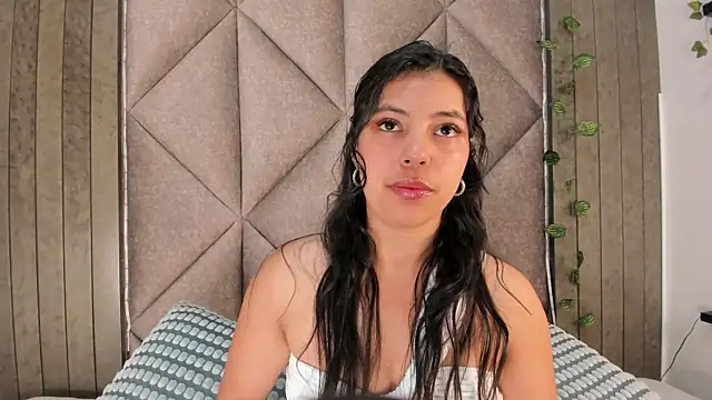 NinaSpicy   online show from May 2026 11:40:02 AM