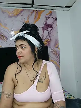 Snapshot of luxuryluna chatting on May 2026 10:59:01 PM luxuryluna online show from May 2026 10:59:01 PM