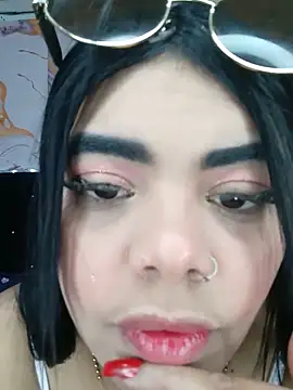 Snapshot of luxuryluna chatting on May 2026 11:12:01 PM luxuryluna online show from May 2026 11:12:01 PM