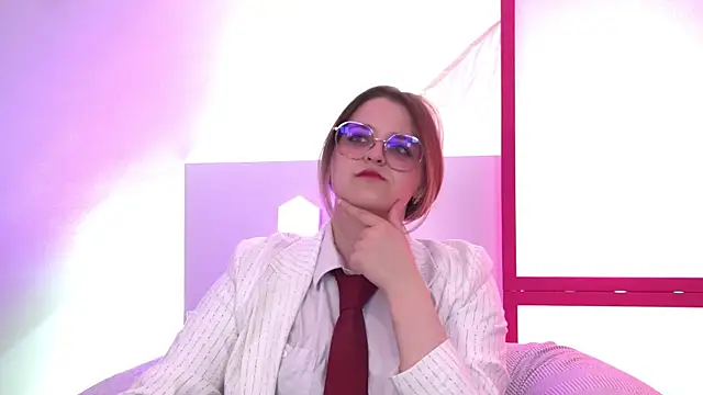 AlexaAvery online show from May 2026 06:21:01 AM