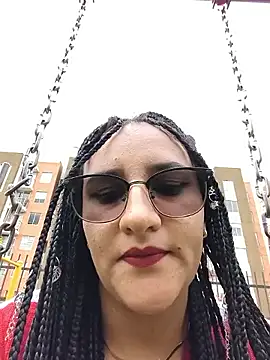 CAROLINA--04 online show from May 2026 04:37:01 PM