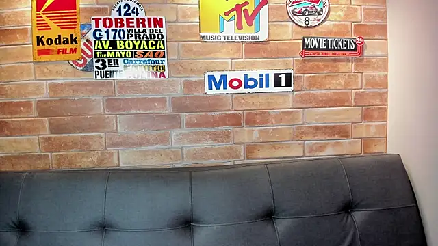 Snapshot of foxy_antonela chatting on July 2026 02:38:01 AM foxy antonela online show from July 2026 02:38:01 AM