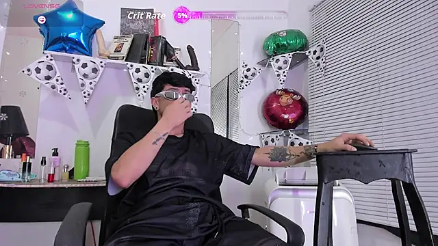 Snapshot of StefanoBigCock chatting on July 2026 01:48:01 PM StefanoBigCock online show from July 2026 01:48:01 PM
