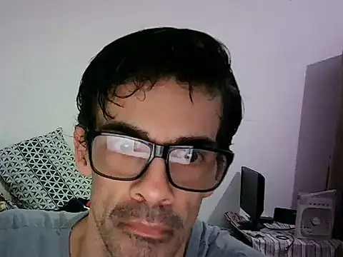 Snapshot of Londrinense-Pr chatting on June 2026 05:16:02 AM Londrinense-Pr online show from June 2026 05:16:02 AM