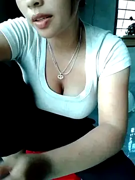 Snapshot of Mirra-a chatting on July 2026 07:22:01 AM Mirra-a online show from July 2026 07:22:01 AM