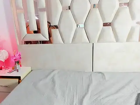 Gingerblis online show from May 2026 02:53:02 AM