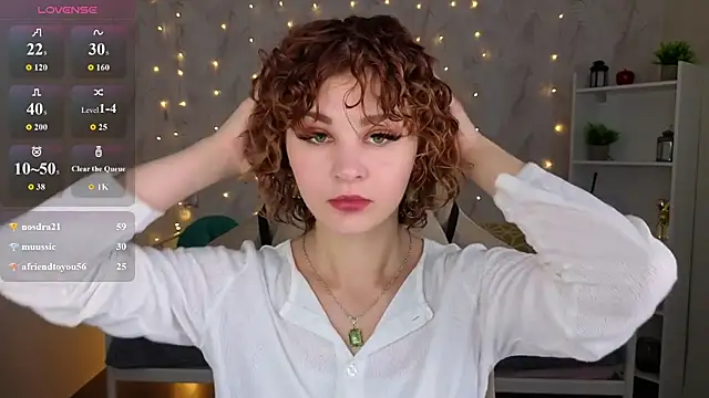 Snapshot of Kira__Fluffy chatting on July 2026 06:47:02 AM Kira Fluffy online show from July 2026 06:47:02 AM