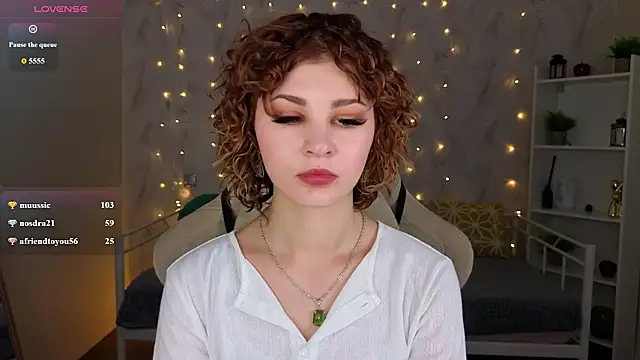 Snapshot of Kira__Fluffy chatting on July 2026 07:23:02 AM Kira Fluffy online show from July 2026 07:23:02 AM