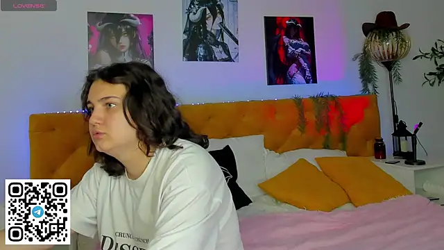 Snapshot of Mary_F0x chatting on June 2026 08:35:02 AM Mary F0x online show from June 2026 08:35:02 AM