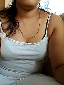 Snapshot of Radhika_rekha_kannada chatting on May 2026 10:43:01 AM Radhika rekha kannada online show from May 2026 10:43:01 AM