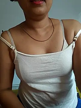 Snapshot of Radhika_rekha_kannada chatting on May 2026 10:45:01 AM Radhika rekha kannada online show from May 2026 10:45:01 AM
