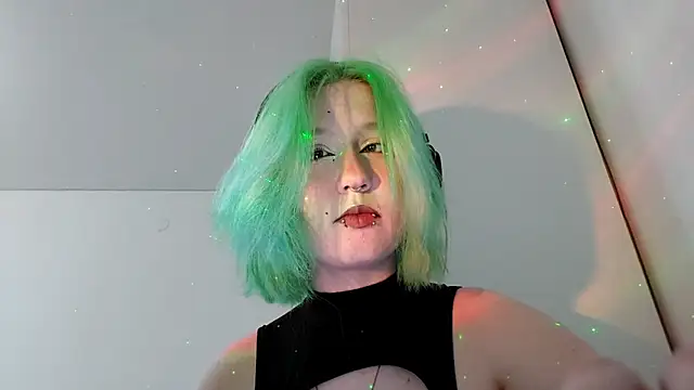 HunXena online show from May 2026 03:19:02 PM
