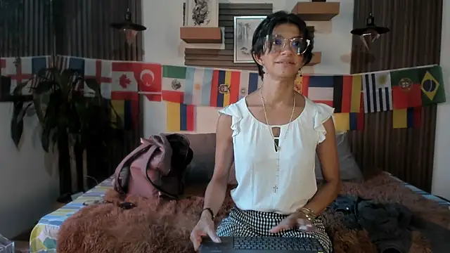 Evaa campbell online show from July 2026 12:30:02 PM