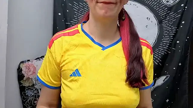 Snapshot of red_milf_ chatting on June 2026 03:16:01 AM red milf online show from June 2026 03:16:01 AM