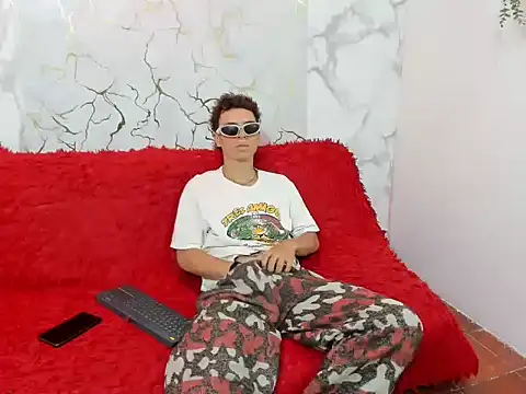 David hot28 online show from May 2026 07:32:02 PM