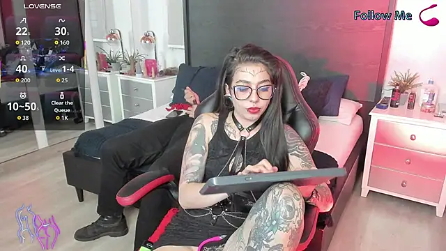 Snapshot of inkedsinners_ chatting on May 2026 04:38:01 PM inkedsinners online show from May 2026 04:38:01 PM
