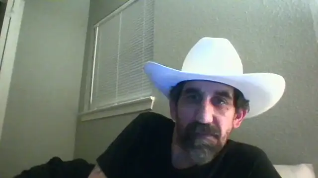 Snapshot of old_Domino chatting on May 2026 10:08:02 AM old Domino online show from May 2026 10:08:02 AM