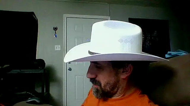 Snapshot of old_Domino chatting on May 2026 01:28:02 PM old Domino online show from May 2026 01:28:02 PM