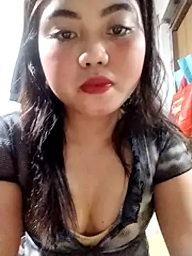 Snapshot of lie_louron chatting on May 2026 03:33:02 PM lie louron online show from May 2026 03:33:02 PM