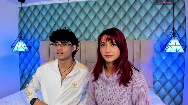 Snapshot of Sofia-Ethan chatting on May 2026 06:48:01 PM Sofia-Ethan online show from May 2026 06:48:01 PM