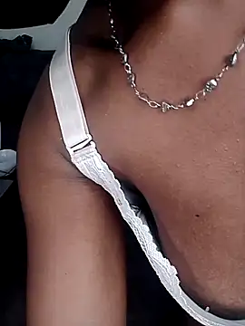 Mayah J online show from May 2026 09:44:02 PM