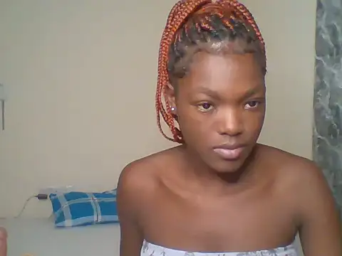 Snapshot of Belle_bubbles chatting on June 2026 05:51:01 PM Belle bubbles online show from June 2026 05:51:01 PM