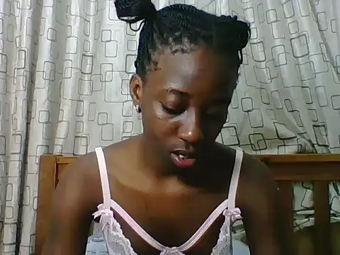 Snapshot of Darkpretty23 chatting on July 2026 07:29:02 PM Darkpretty23 online show from July 2026 07:29:02 PM