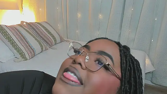 Ayanaa Ebony  online show from May 2026 11:17:01 AM