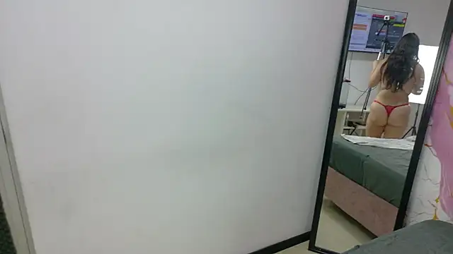 Snapshot of ObsessionRoom chatting on July 2026 12:33:01 PM ObsessionRoom online show from July 2026 12:33:01 PM
