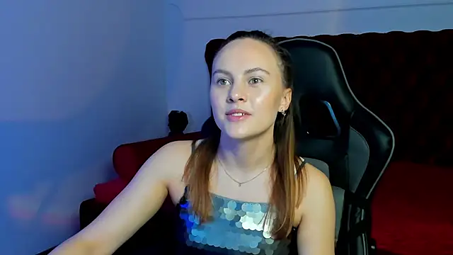 LumeriSoren online show from May 2026 05:04:02 AM