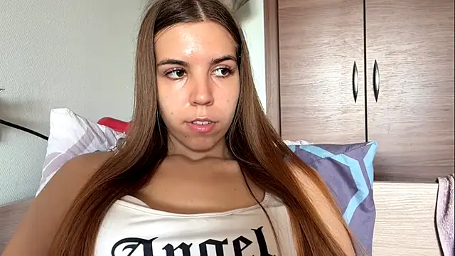 Snapshot of LaurindaStalford chatting on July 2026 02:45:02 PM LaurindaStalford online show from July 2026 02:45:02 PM